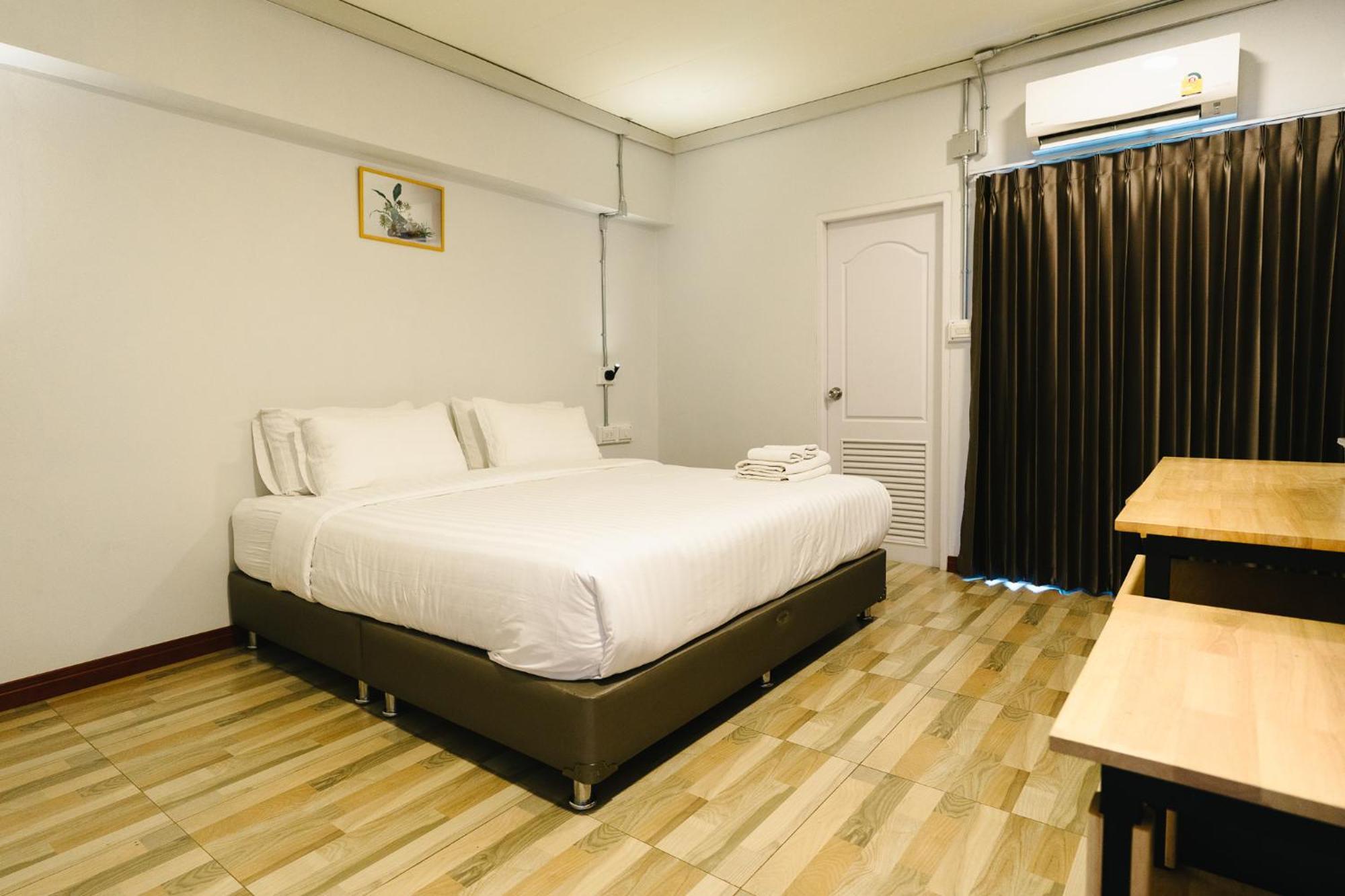 The Ten Hotel Thippanate Chiang Mai Exterior photo