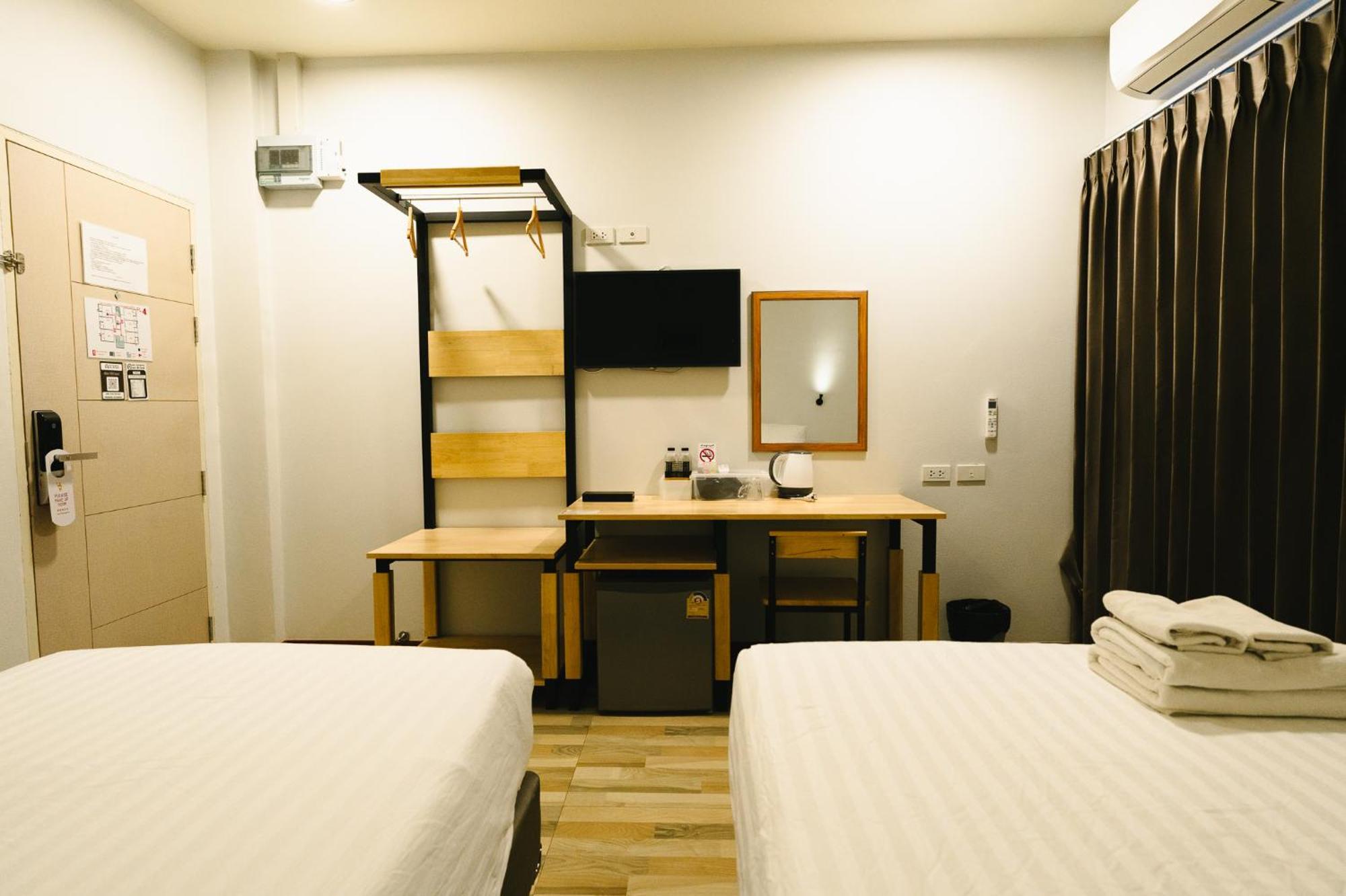 The Ten Hotel Thippanate Chiang Mai Exterior photo